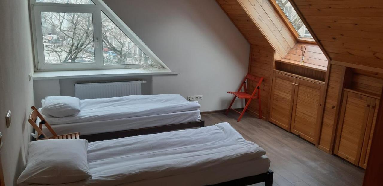 Rock'N'Hostel Аеропорт Вільнюс Екстер'єр фото