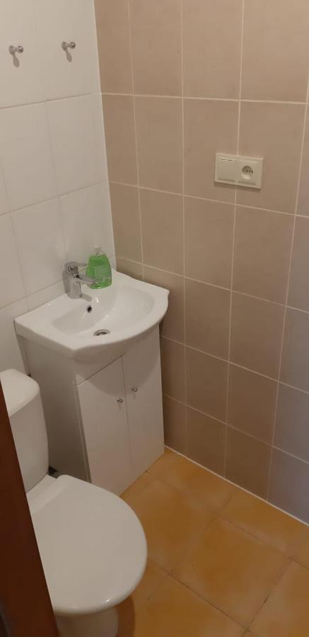 Rock'N'Hostel Аеропорт Вільнюс Екстер'єр фото